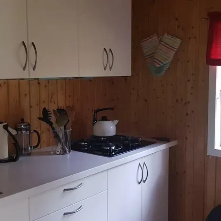 Casa rural Cozy In The Woods, Near Dyreparken In Kristiansand, Lolandsvannet *